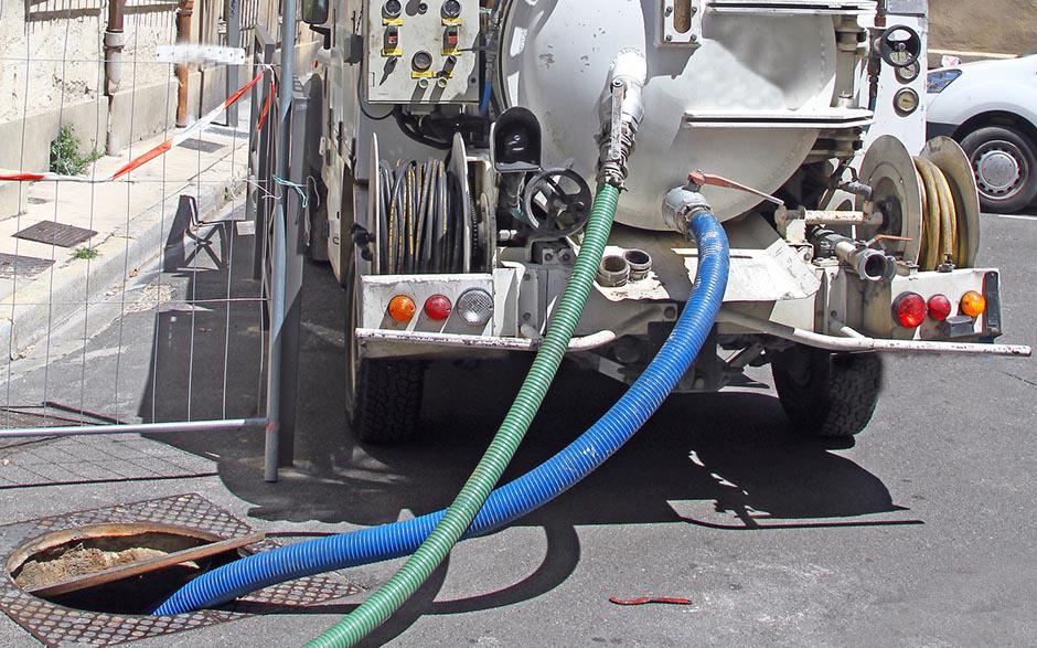 débouchage égout Paris 4